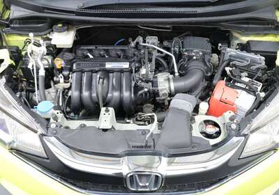 2016 HONDA FIT 1.5L HYBRID 5 SEATER