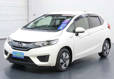 2014 HONDA FIT 1.5L HYBRID 5 SEATER