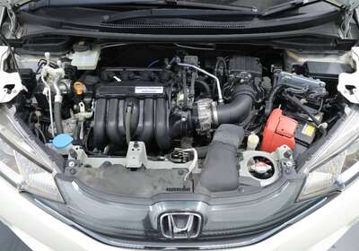 2014 HONDA FIT 1.5L HYBRID 5 SEATER