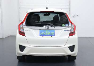 2014 HONDA FIT 1.5L HYBRID 5 SEATER