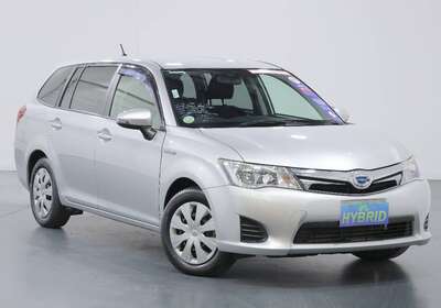 2015 TOYOTA COROLLA FIELDER 1.5L HYBRID 5 SEATER