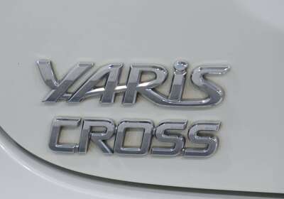 2022 TOYOTA YARIS CROSS GX HYBRID (AWD)