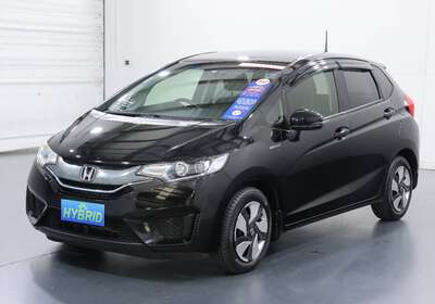 2015 HONDA FIT 1.5L HYBRID 5 SEATER