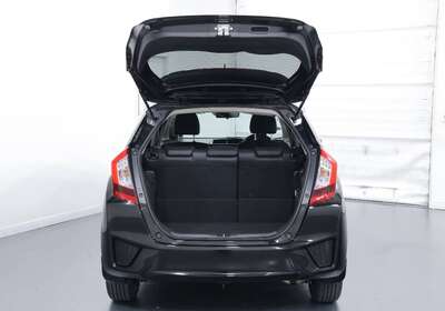 2015 HONDA FIT 1.5L HYBRID 5 SEATER