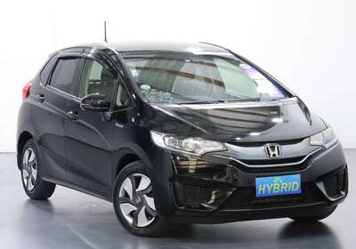 2015 HONDA FIT 1.5L HYBRID 5 SEATER