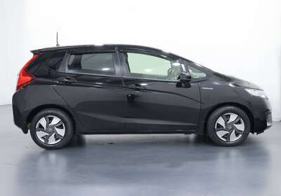 2015 HONDA FIT 1.5L HYBRID 5 SEATER