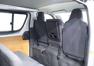 2013 TOYOTA HIACE 3.0L DIESEL 2WD 