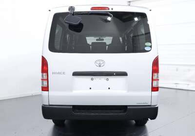 2013 TOYOTA HIACE 3.0L DIESEL 2WD 