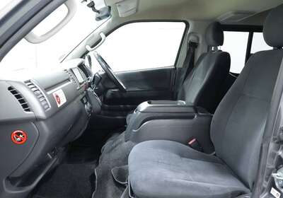 2013 TOYOTA HIACE 3.0L DIESEL 2WD 