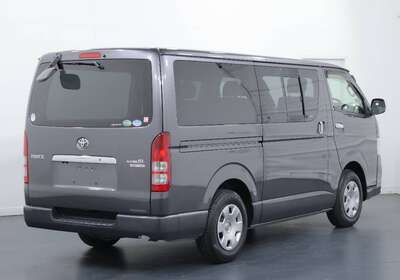 2013 TOYOTA HIACE 3.0L DIESEL 2WD 