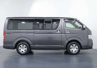 2013 TOYOTA HIACE 3.0L DIESEL 2WD 