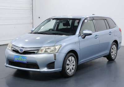 2013 TOYOTA COROLLA FIELDER 1.5L HYBRID 5 SEATER