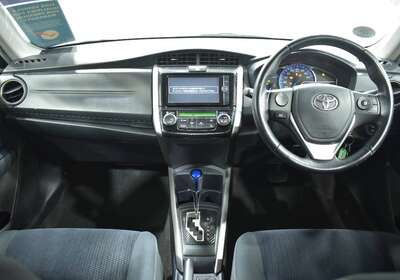 2013 TOYOTA COROLLA FIELDER 1.5L HYBRID 5 SEATER