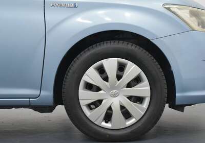 2013 TOYOTA COROLLA FIELDER 1.5L HYBRID 5 SEATER