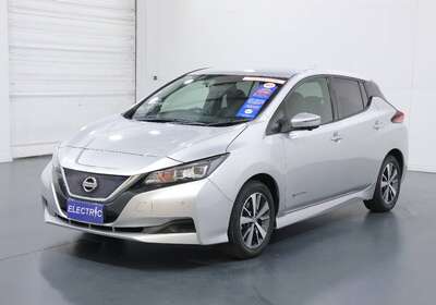 2020 NISSAN LEAF 100% ELECTRIC 5 SEATER