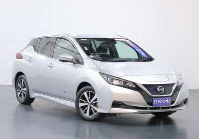 2020 NISSAN LEAF 100% ELECTRIC 5 SEATER