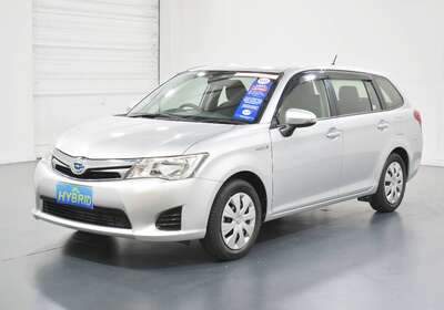 2014 TOYOTA COROLLA FIELDER 1.5L HYBRID 5 SEATER