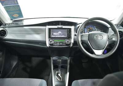 2014 TOYOTA COROLLA FIELDER 1.5L HYBRID 5 SEATER