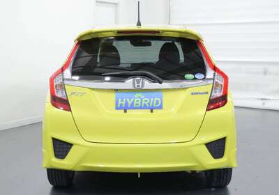 2014 HONDA FIT 1.5L HYBRID 5 SEATER