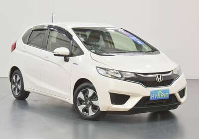 2016 HONDA FIT 1.5L HYBRID 5 SEATER