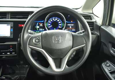 2016 HONDA FIT 1.5L HYBRID 5 SEATER