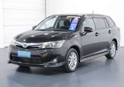 2013 TOYOTA COROLLA FIELDER 1.5L HYBRID 5 SEATER