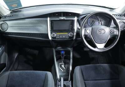 2013 TOYOTA COROLLA FIELDER 1.5L HYBRID 5 SEATER