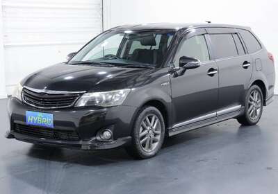 2013 TOYOTA COROLLA FIELDER 1.5L HYBRID 5 SEATER