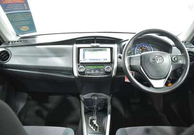 2014 TOYOTA COROLLA FIELDER 1.5L HYBRID 5 SEATER