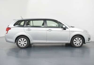 2014 TOYOTA COROLLA FIELDER 1.5L HYBRID 5 SEATER