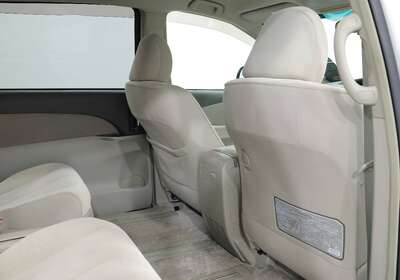 2011 TOYOTA ESTIMA HYBRID 7 SEATER