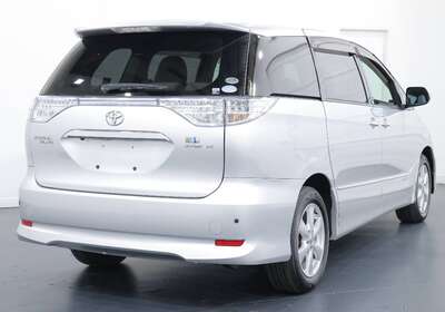 2011 TOYOTA ESTIMA HYBRID 7 SEATER