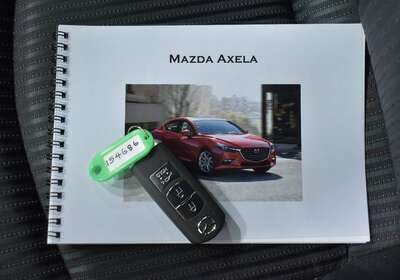 2014 MAZDA AXELA 5 SEATER HYBRID