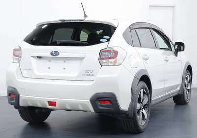 2014 SUBARU XV HYBRID 5 SEATER