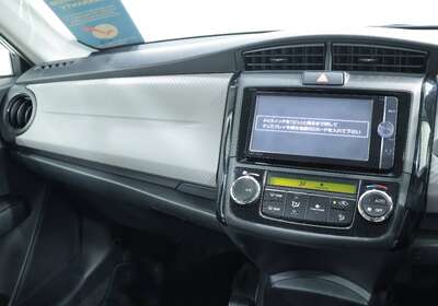 2013 TOYOTA COROLLA AXIO 1.5L HYBRID 5 SEATER