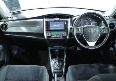 2014 TOYOTA COROLLA FIELDER 1.5L HYBRID 5 SEATER