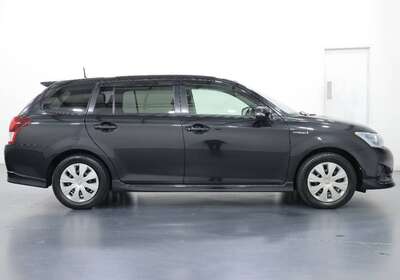 2013 TOYOTA COROLLA FIELDER 1.5L HYBRID 5 SEATER