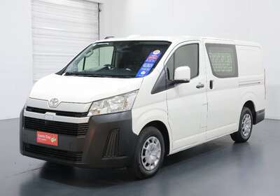 2022 TOYOTA HIACE LWB