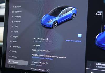 2019 TESLA MODEL 3 STANDARD RANGE PLUS