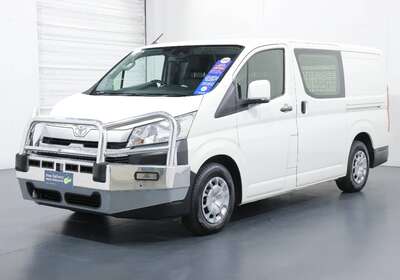 2019 TOYOTA HIACE LWB