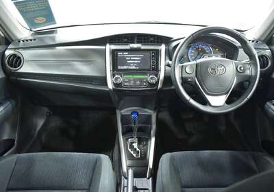 2013 TOYOTA COROLLA FIELDER 1.5L HYBRID 5 SEATER