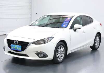 2015 MAZDA AXELA HYBRID 5 SEATER