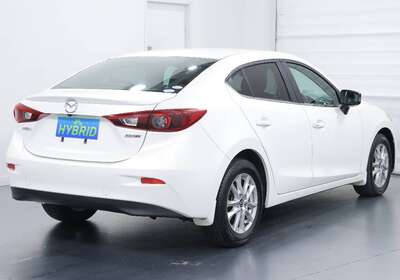 2015 MAZDA AXELA HYBRID 5 SEATER