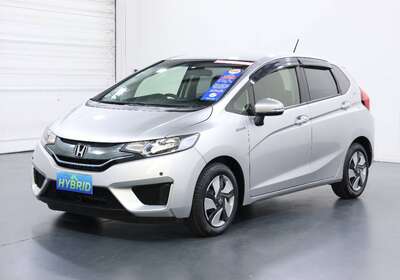 2015 HONDA FIT 1.5L HYBRID 5 SEATER