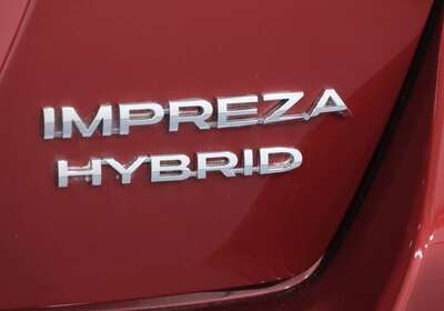 2016 SUBARU IMPREZA HYBRID 5 SEATER