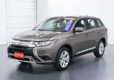 2021 MITSUBISHI OUTLANDER ES 7 SEAT (AWD)