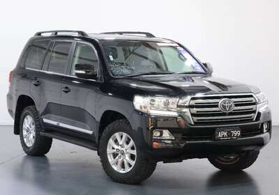 2017 TOYOTA LANDCRUISER SAHARA (4X4)