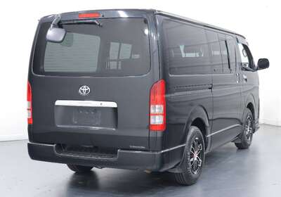 2013 TOYOTA HIACE REGIUS KDH201