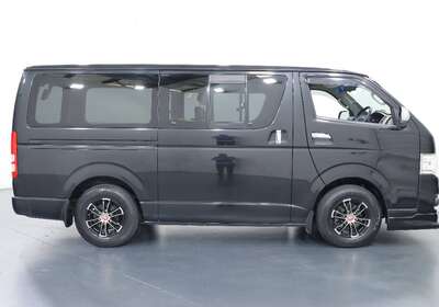 2013 TOYOTA HIACE REGIUS KDH201