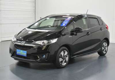 2014 HONDA FIT 1.5L HYBRID 5 SEATER